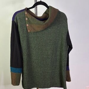 Sweater with color block and flattering neckline